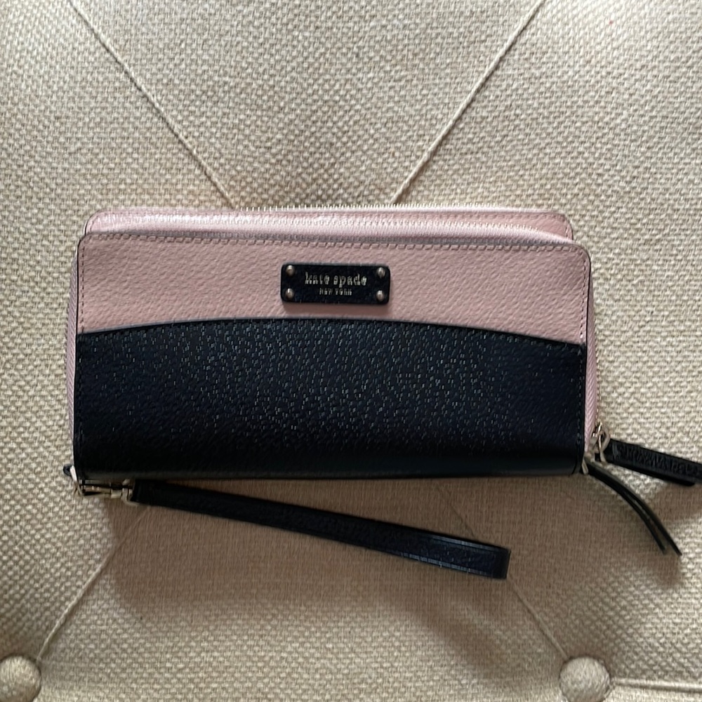 Kate Spade Travel Wallet/Wristlet